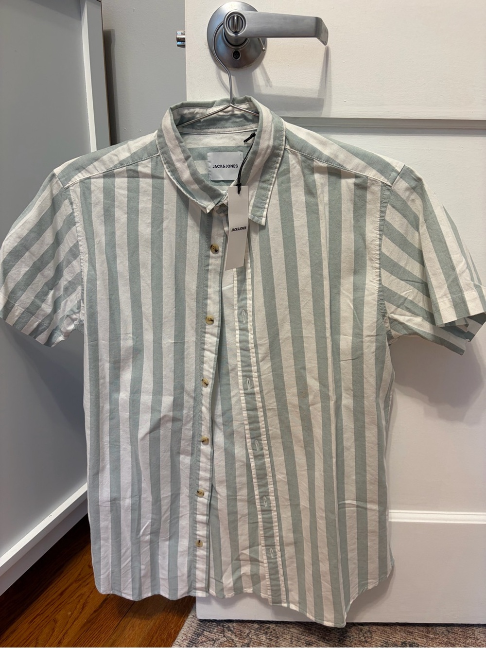 NWT Men’s Jack & Jones Short-Sleeve Button Down Polo